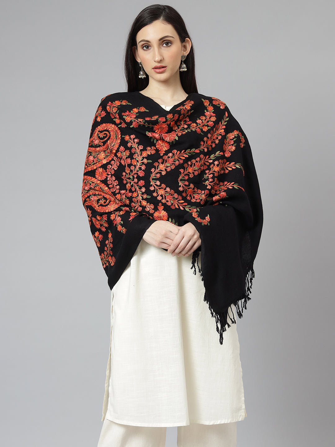 Kashmiri Aari Embroidery Woollen Stole | Black