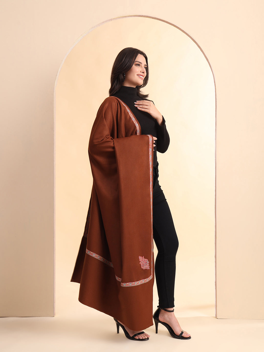 Sozni Embroidered Daur Border Solid Shawl | Brown