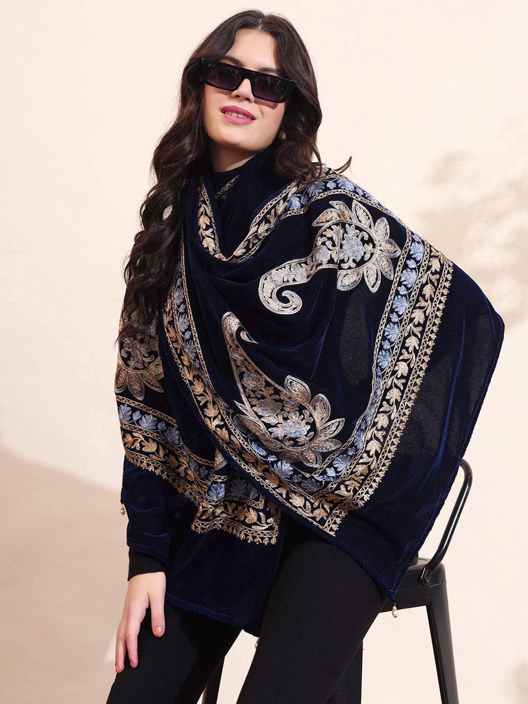 Floral Paisley Velvet Embroidered Stole | Blue