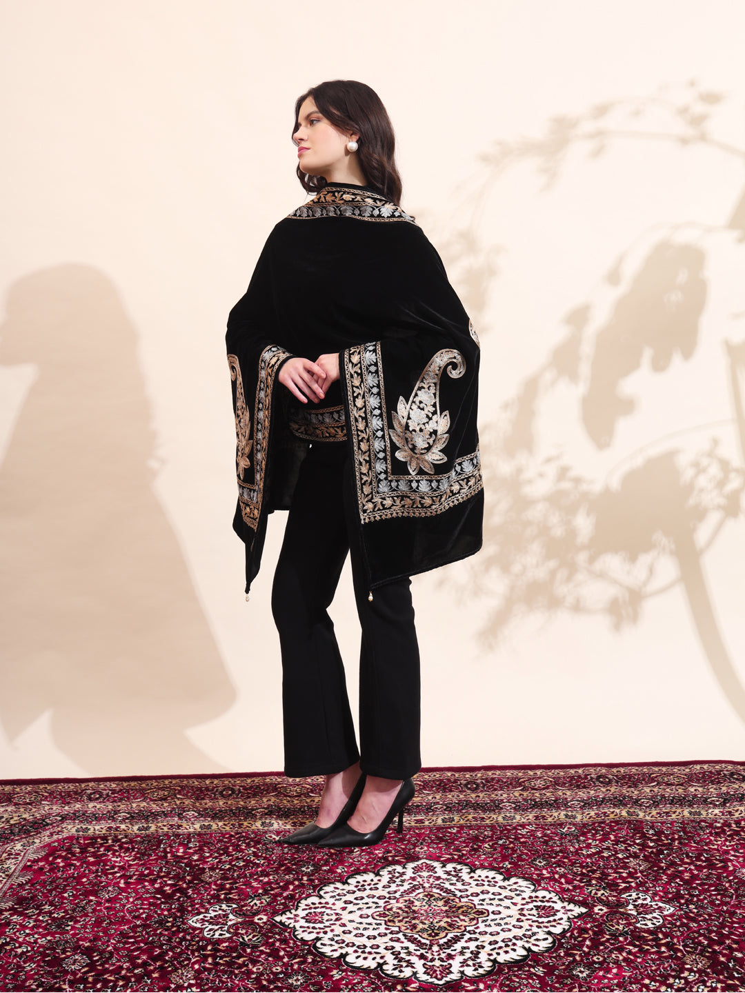 Floral Paisley Velvet Embroidered Stole | Black