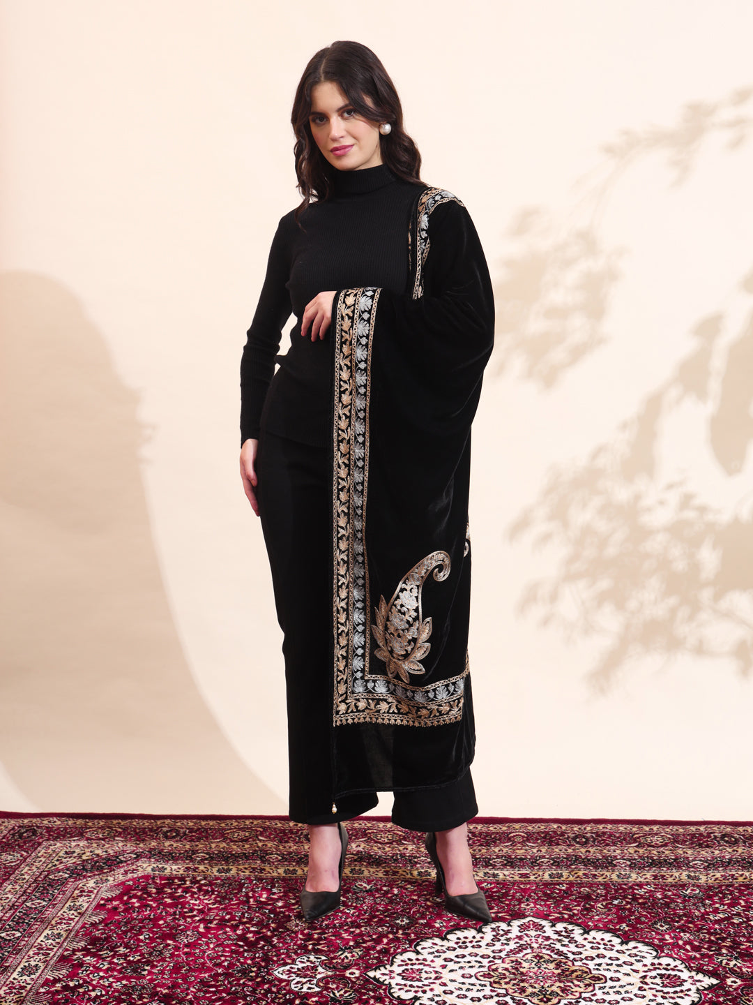 Floral Paisley Velvet Embroidered Stole | Black