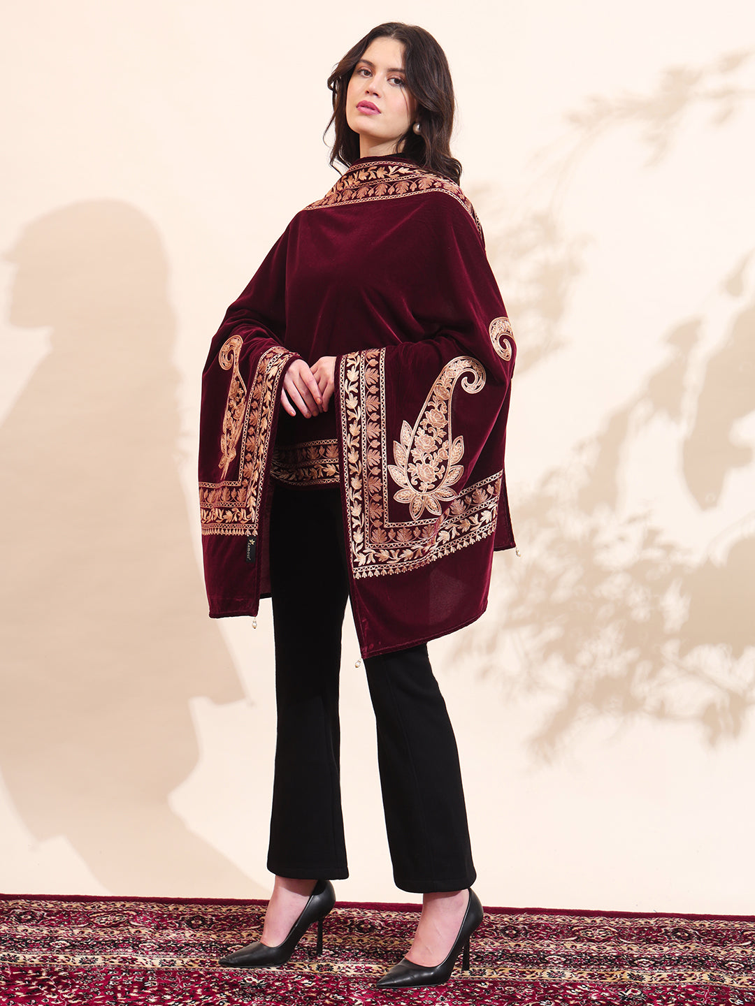 Floral Paisley Velvet Embroidered Stole | Maroon