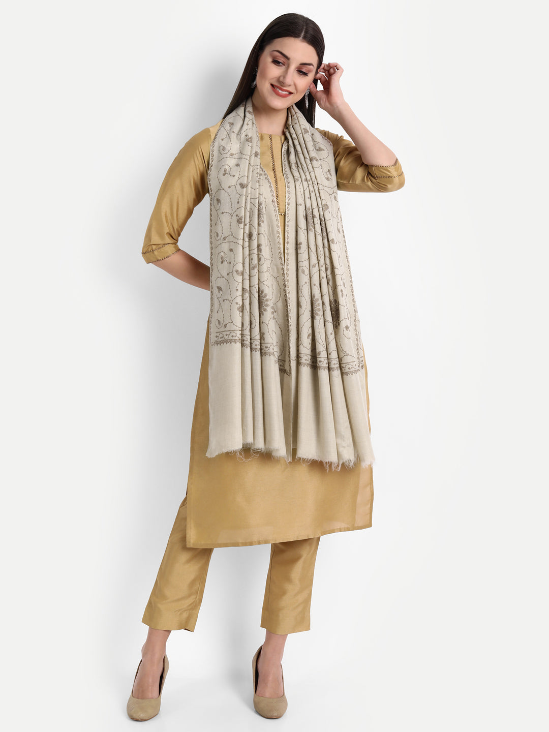 Fine Sozni Jaal Embroidery Kashmiri Wool Shawl | Creame - Zamour